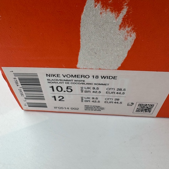 Nike Vomero 18 Wide Black Summit White BRAND NEW Size 10.5 - Picture 8 of 8